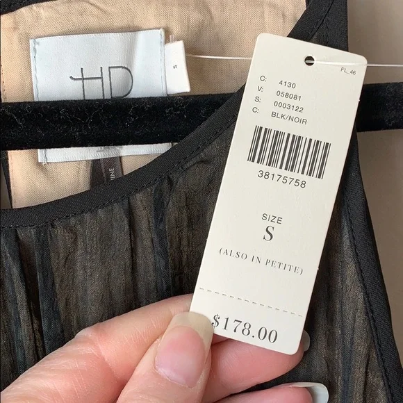 NWT HD in Paris Villanelle black dress sz sm - Picture 6 of 8